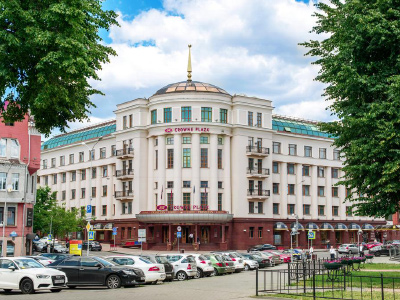 Отель «Crowne Plaza»